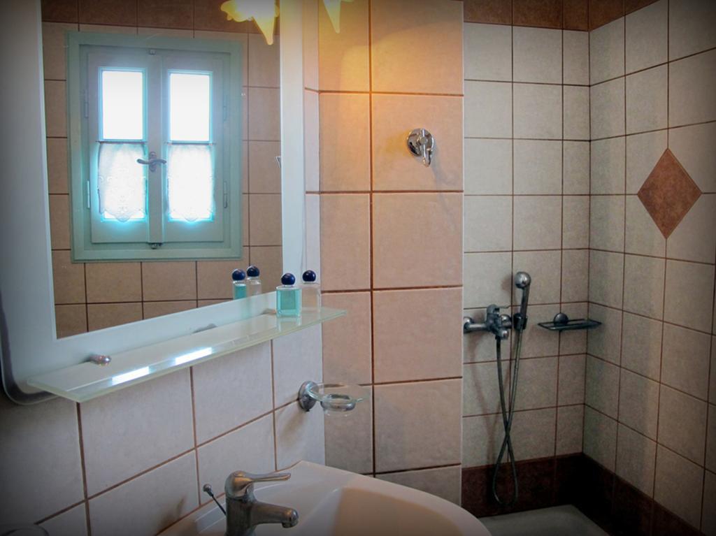 אדאמאס Glarakia Studios מראה חיצוני תמונה